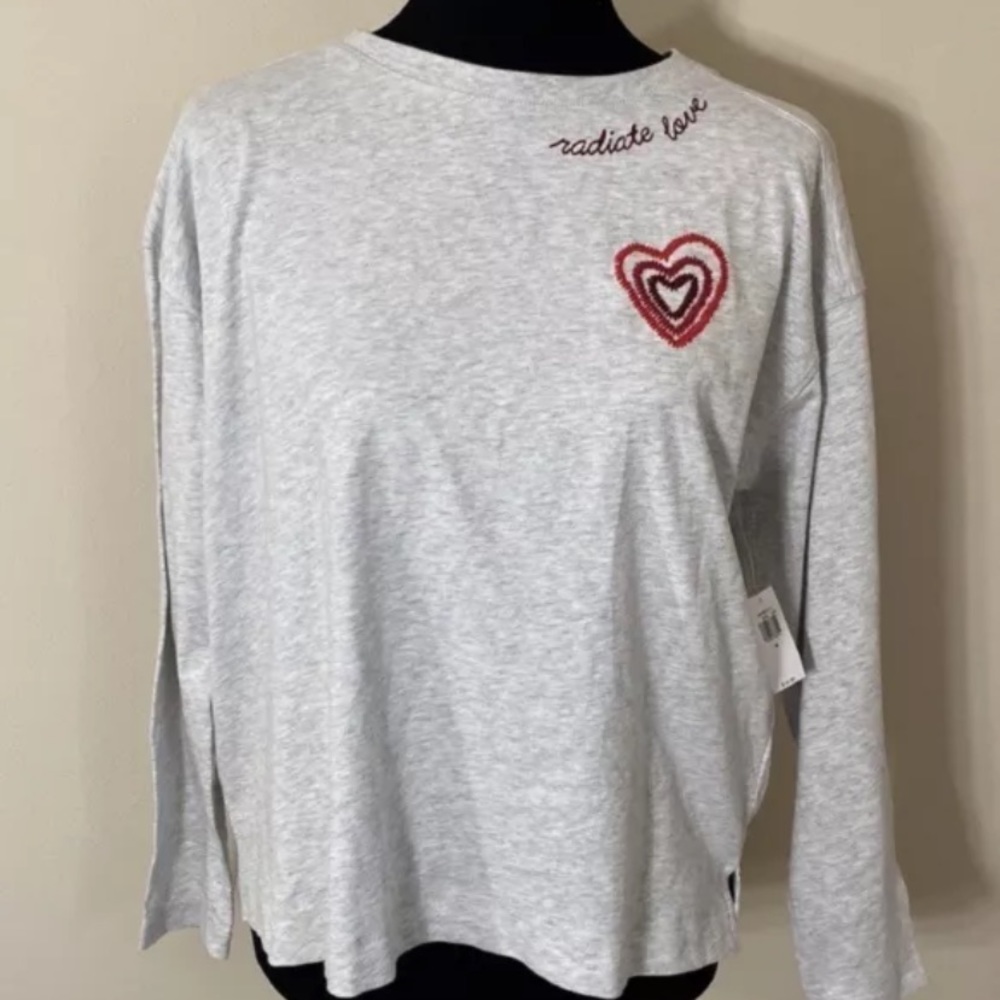 Old Navy Radiate Love Long Sleeve Tee Women’s L NWT